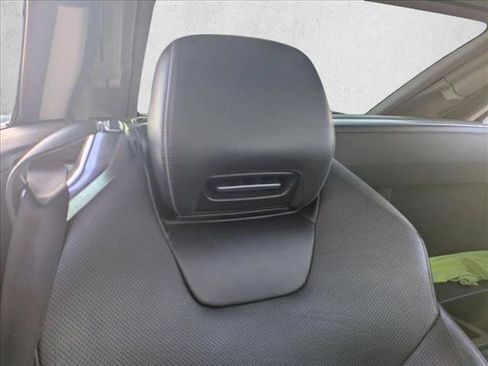 Used 2014 Mercedes-Benz SL 550 image 14
