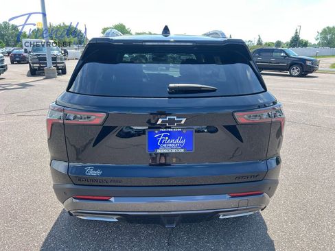 Certified 2025 Chevrolet Equinox ACTIV AWD/4WD image 4