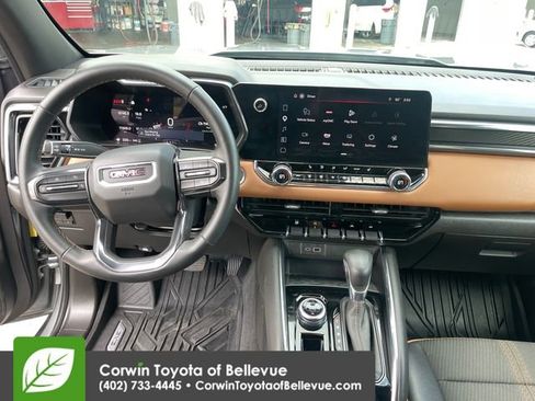 Used 2025 GMC Canyon AT4 AWD/4WD image 14