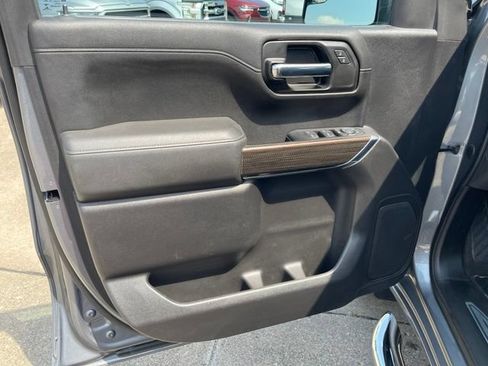 Used 2022 Chevrolet Silverado 1500 LT AWD/4WD image 20