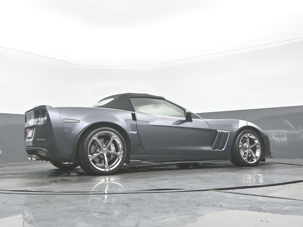 Used 2013 Chevrolet Corvette Grand Sport w/ 2LT Preferred Equipment Group RWD image 27