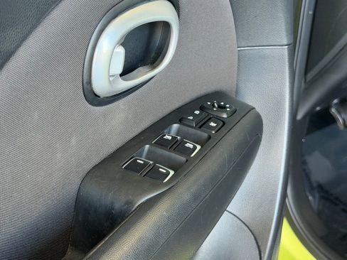 Used 2019 Kia Soul + image 19
