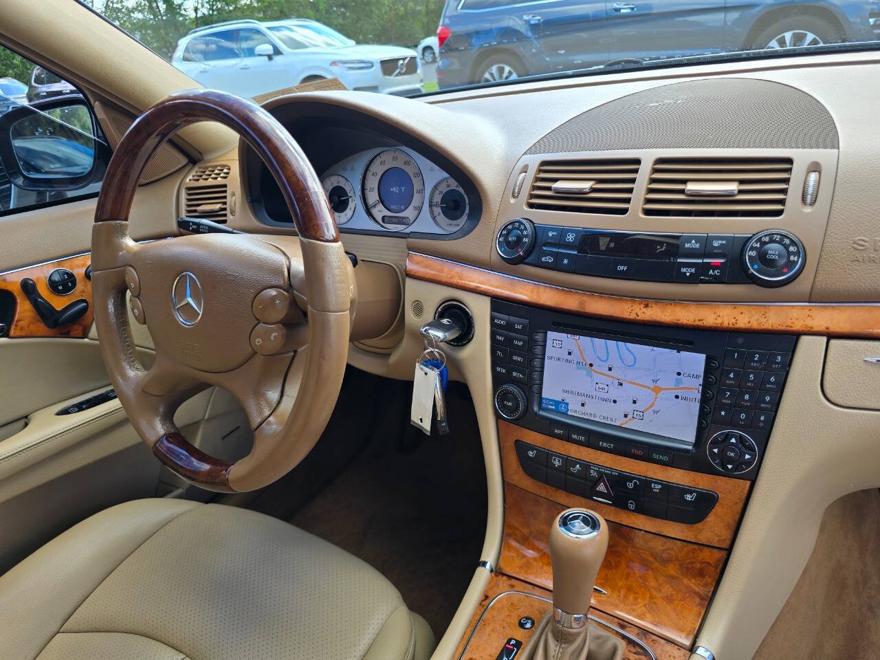 Used 2008 Mercedes-Benz E 350 4MATIC Sedan image 32