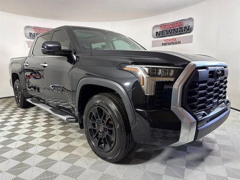 Used 2022 Toyota Tundra Limited image 1