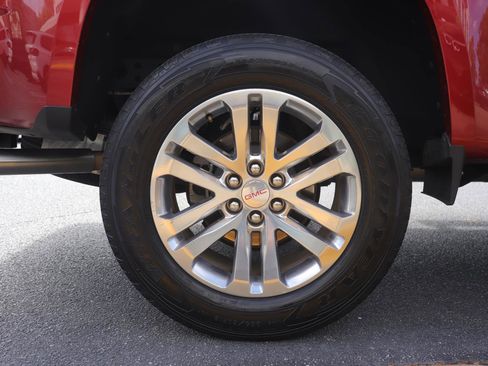 Used 2016 GMC Canyon SLT w/ Driver Alert Package image 34