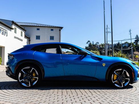 Certified 2024 Ferrari Purosangue AWD/4WD image 3