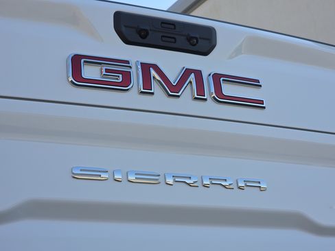 New 2026 GMC Sierra 2500 AT4 w/ AT4 Premium Plus Package image 48