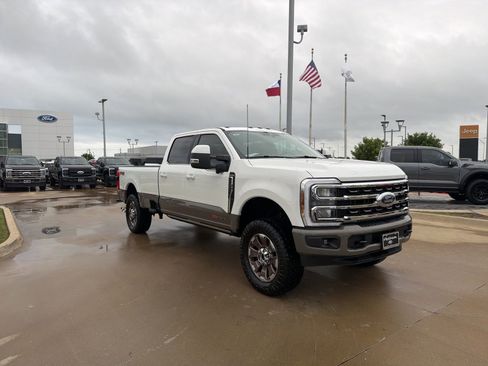 Certified 2026 Ford F350 King Ranch AWD/4WD image 7