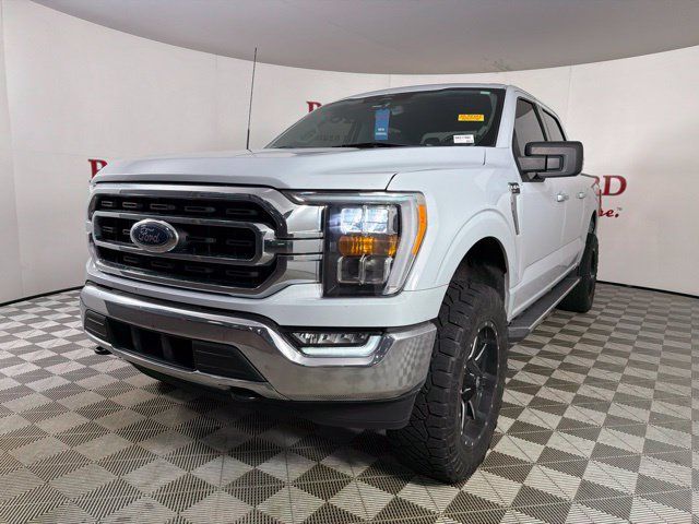 Used 2022 Ford F150 XLT w/ Equipment Group 302A High AWD/4WD image 4