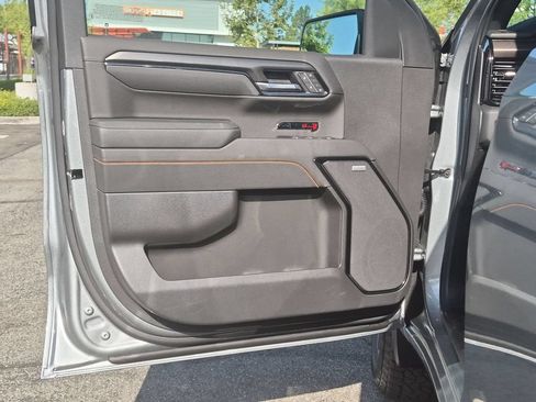 New 2026 GMC Sierra 1500 AT4 w/ Technology Package AWD/4WD image 11