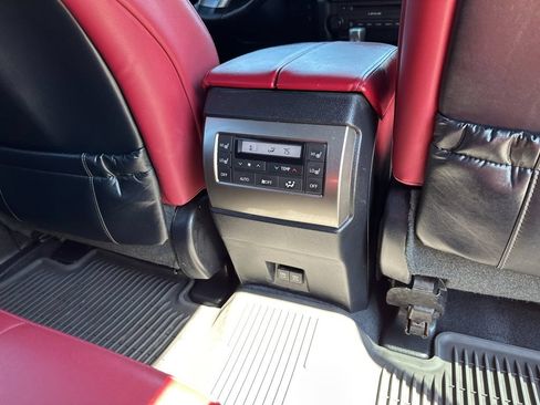 Used 2022 Lexus GX 460 Premium w/ Premium Package AWD/4WD image 22