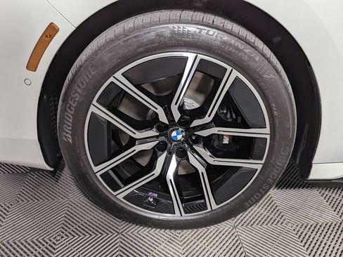Certified 2024 BMW 760i xDrive AWD/4WD image 60