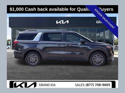 New 2026 Kia Carnival EX