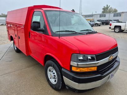 New 2024 Chevrolet Express 3500 w/ Power Convenience Package