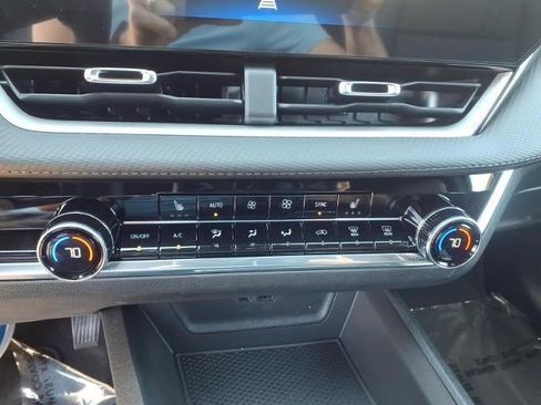 New 2026 Chevrolet Equinox LT FWD image 13