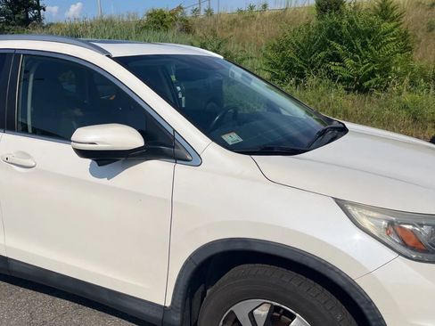 Used 2016 Honda CR-V Touring image 11