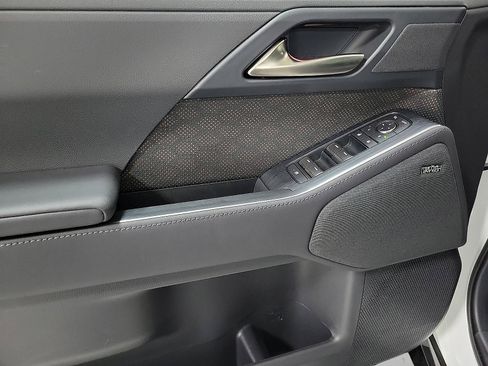 Used 2025 Lexus GX 550 w/ Accessory Package (2T) image 13