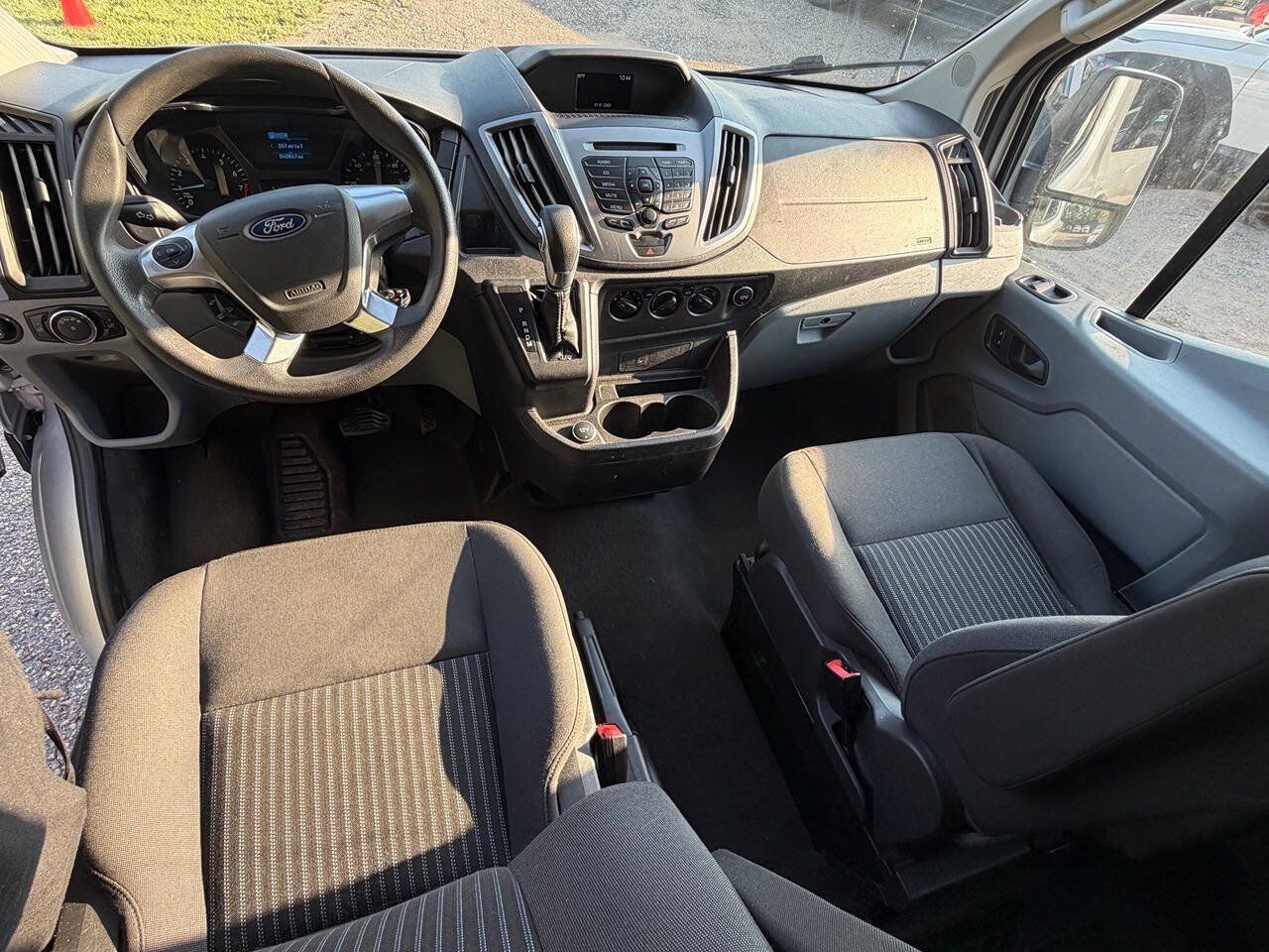 Used 2018 Ford Transit 350 XLT RWD image 11