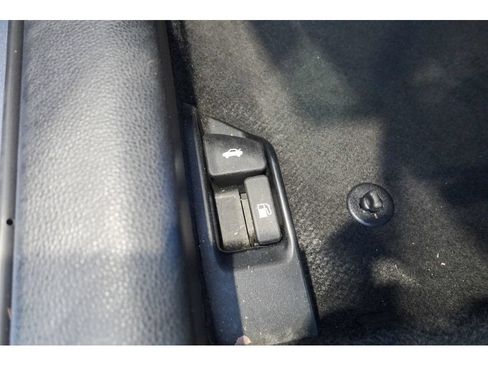 Used 2024 Toyota Corolla LE FWD image 27