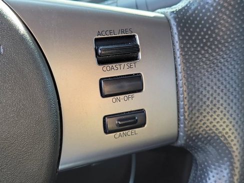 Used 2011 Nissan Frontier SV image 22