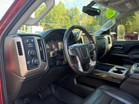 Used 2015 GMC Sierra 2500 Denali w/ Suspension Package, Off-Road image 22