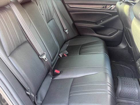 Used 2021 Honda Accord EX-L image 14