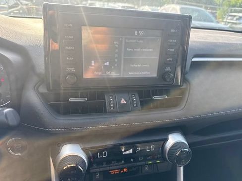 Used 2019 Toyota RAV4 XLE Premium w/ Cold Weather Package FWD image 15