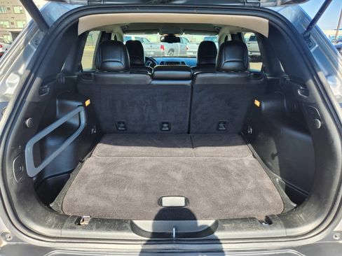 Used 2017 Jeep Cherokee Trailhawk w/ Comfort & Convenience Group image 28