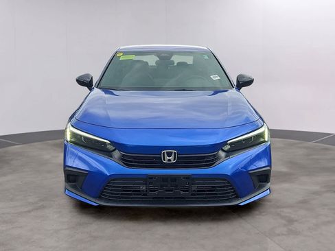 Used 2023 Honda Civic Sport image 2