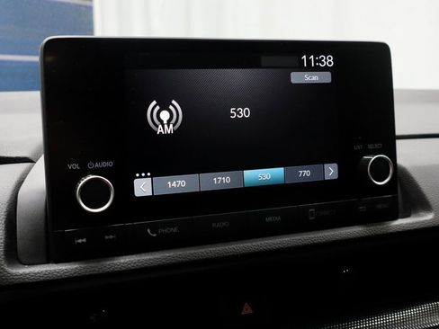 Used 2024 Honda CR-V EX image 3