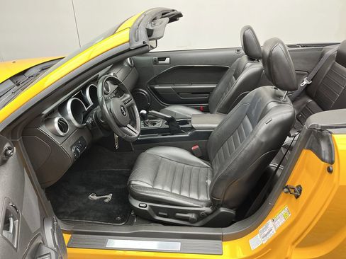 Used 2007 Ford Mustang Shelby GT500 image 3