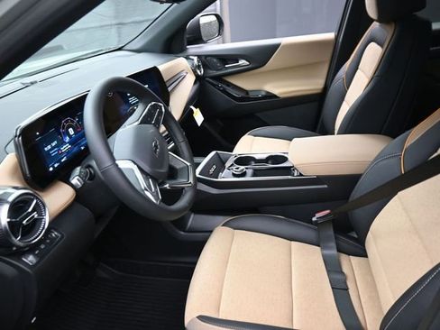 New 2026 Chevrolet Equinox ACTIV w/ Convenience Package III image 8