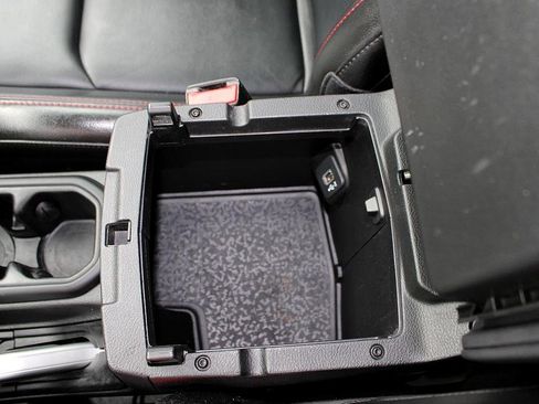 Used 2022 Jeep Wrangler Unlimited Rubicon w/ LED Lighting Group image 34