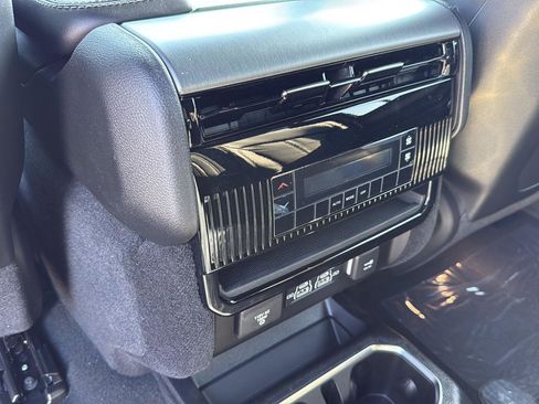 New 2026 Jeep Grand Wagoneer 4WD image 25