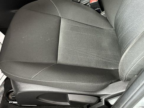 Used 2018 Ford Focus SEL w/ Cold Weather Package image 16