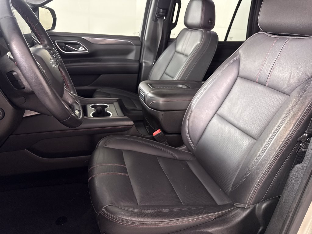 Used 2021 Chevrolet Tahoe RST w/ Luxury Package RWD image 11