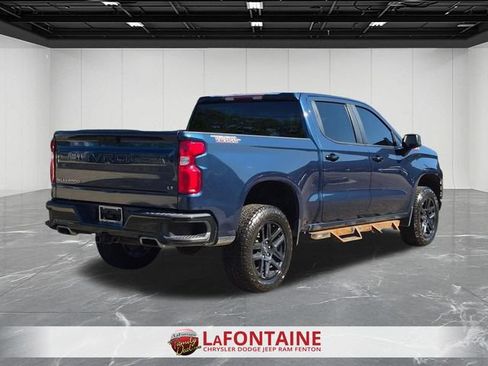 Used 2021 Chevrolet Silverado 1500 LT Trail Boss w/ Bed Protection Package AWD/4WD image 5