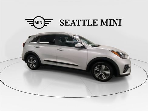 Used 2020 Kia Niro EX FWD image 13