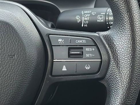 Used 2024 Honda HR-V LX image 19