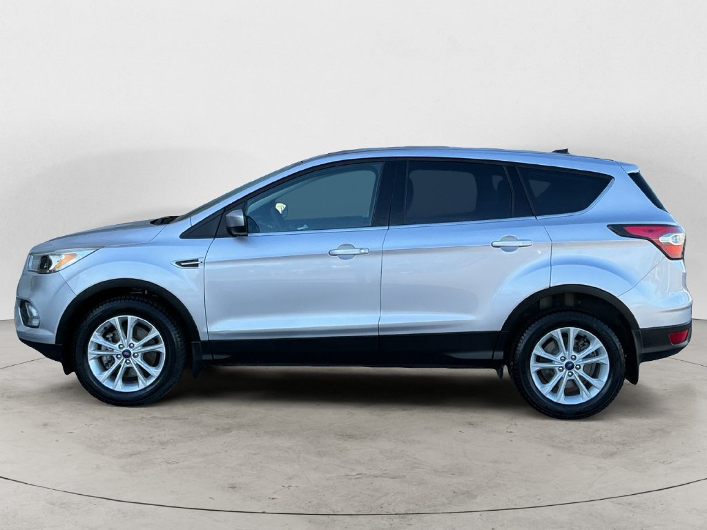 Used 2017 Ford Escape SE AWD/4WD image 12
