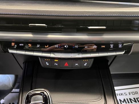 Used 2024 Cadillac XT4 Sport w/ Cold Weather Package image 26