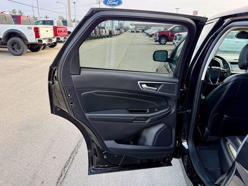 Certified 2019 Ford Edge Titanium w/ Equipment Group 301A image 14