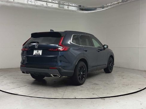 Used 2025 Honda CR-V Sport-L image 3