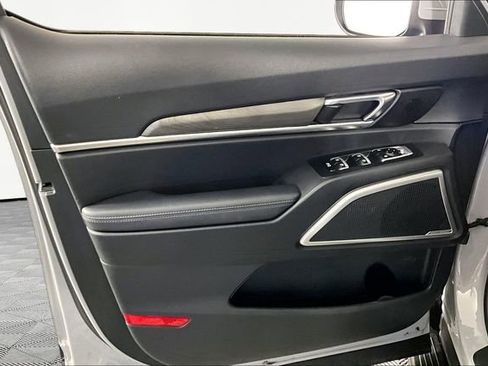 Certified 2024 Kia Telluride EX X-Line AWD/4WD image 19