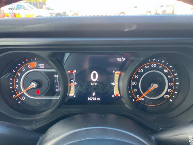 Used 2024 Jeep Wrangler Unlimited Rubicon AWD/4WD image 11