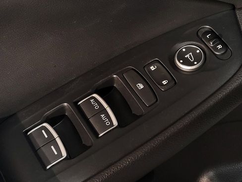 Used 2018 Honda Accord Sport image 27