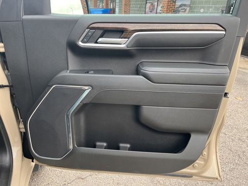 Used 2022 GMC Sierra 1500 Elevation image 29