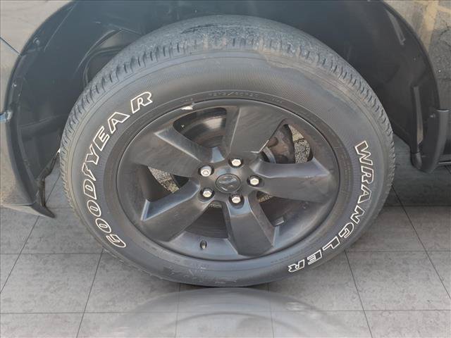 Used 2022 RAM 1500 Classic SLT w/ Electronics Convenience Group AWD/4WD image 13