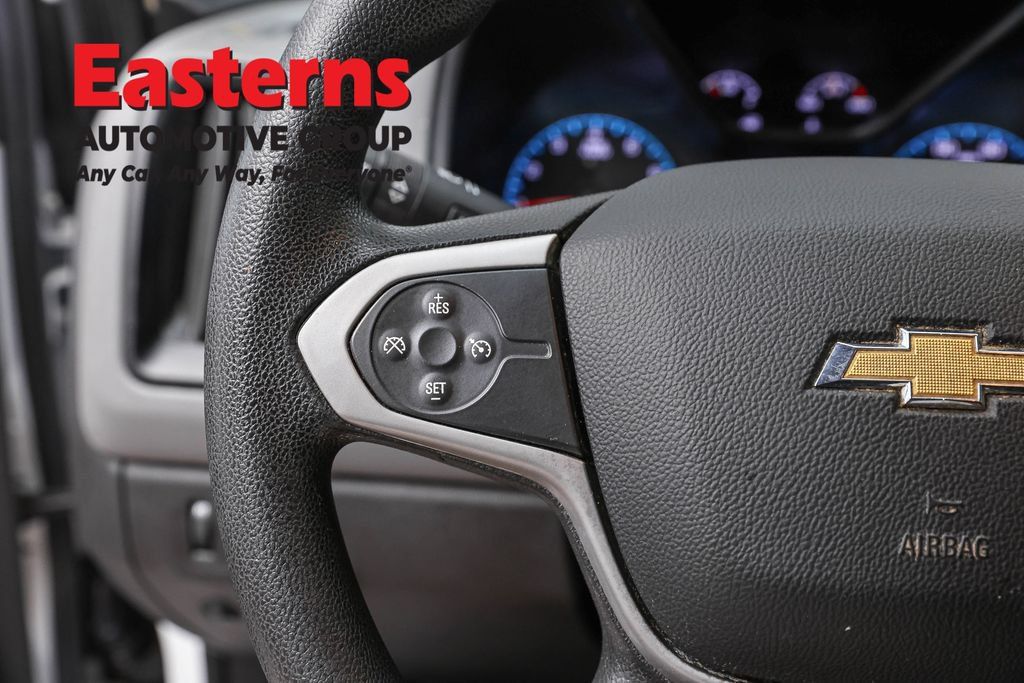 Used 2022 Chevrolet Colorado W/T w/ WT Convenience Package RWD image 17