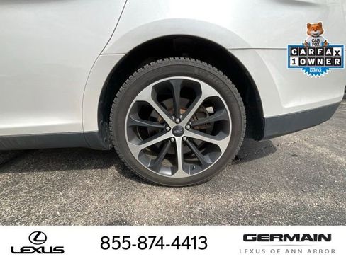 Used 2015 Ford Taurus SHO w/ Equipment Group 401A image 24